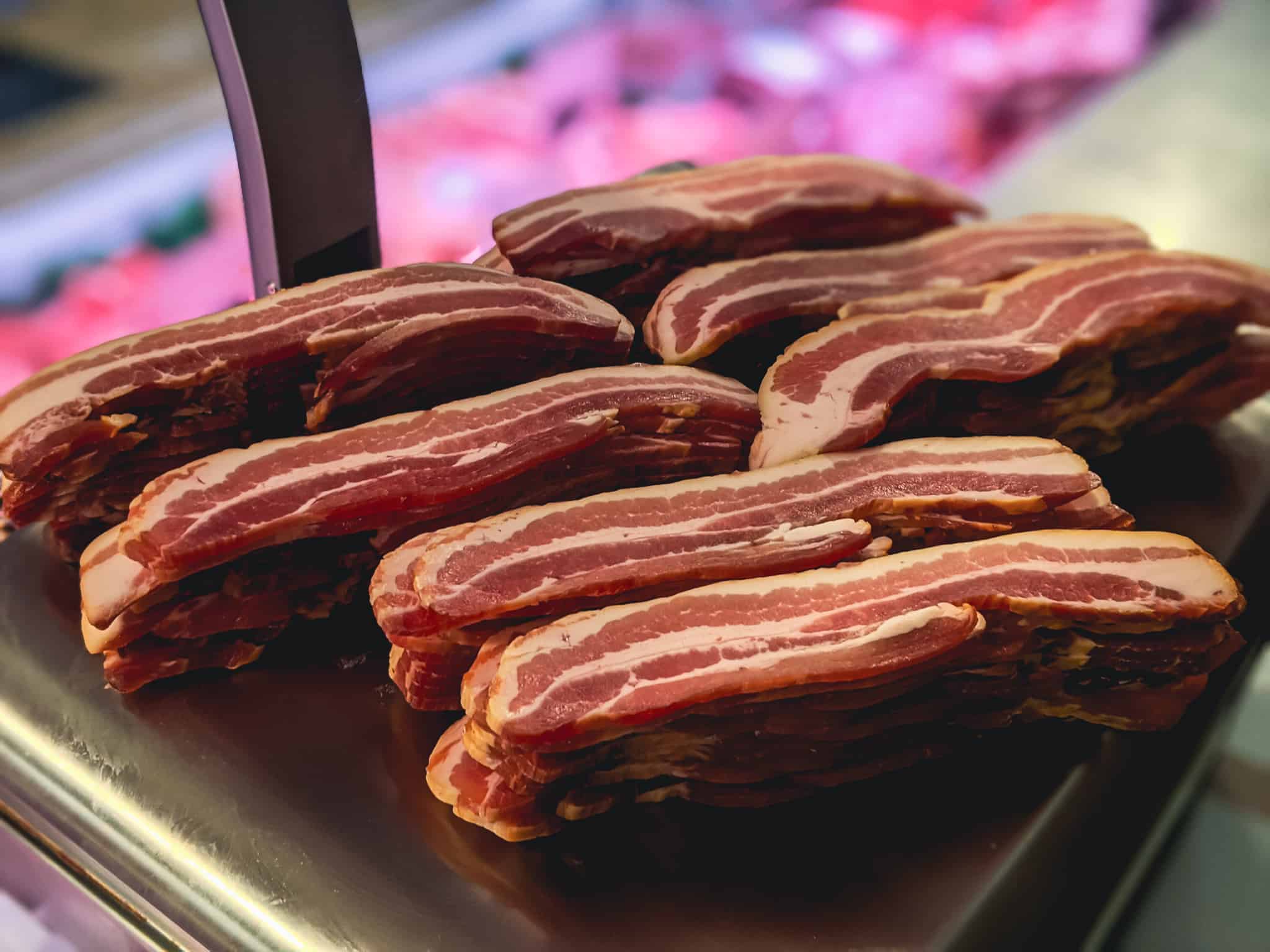 Dry Cured Smoked Streaky Bacon - Image 2